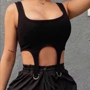 Fashion sleeveless crop top